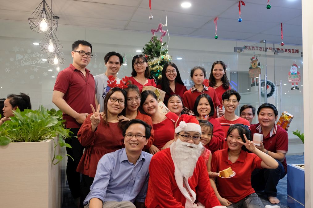 christmas; 2021; christmas party; office; vmt solutions; point cloud; point cloud to bim; cad; 3d model; 3d laser scanning;