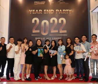Happy Year-End Party 2022｜すべての国境を越えて。