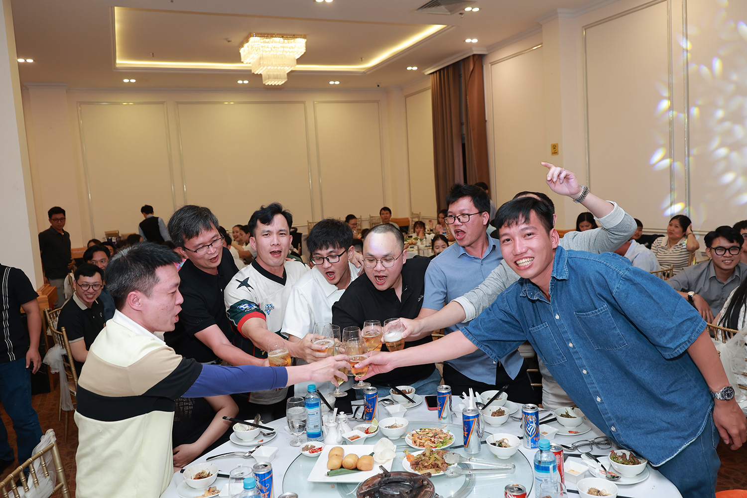 Company-trip-da-lat-2025-VMTS-SSIFT-BLACK-SWISS-12 Company-trip-da-lat-2025-VMTS-SSIFT-BLACK-SWISS-12