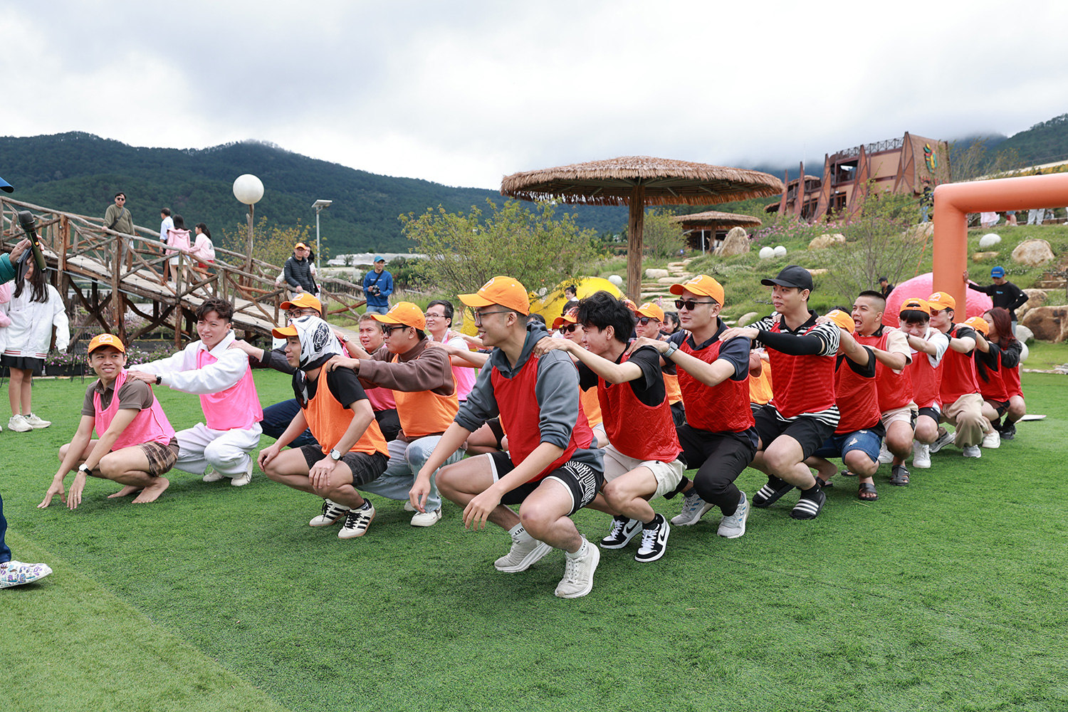 Company-trip-da-lat-2025-VMTS-SSIFT-BLACK-SWISS-16 Company-trip-da-lat-2025-VMTS-SSIFT-BLACK-SWISS-16