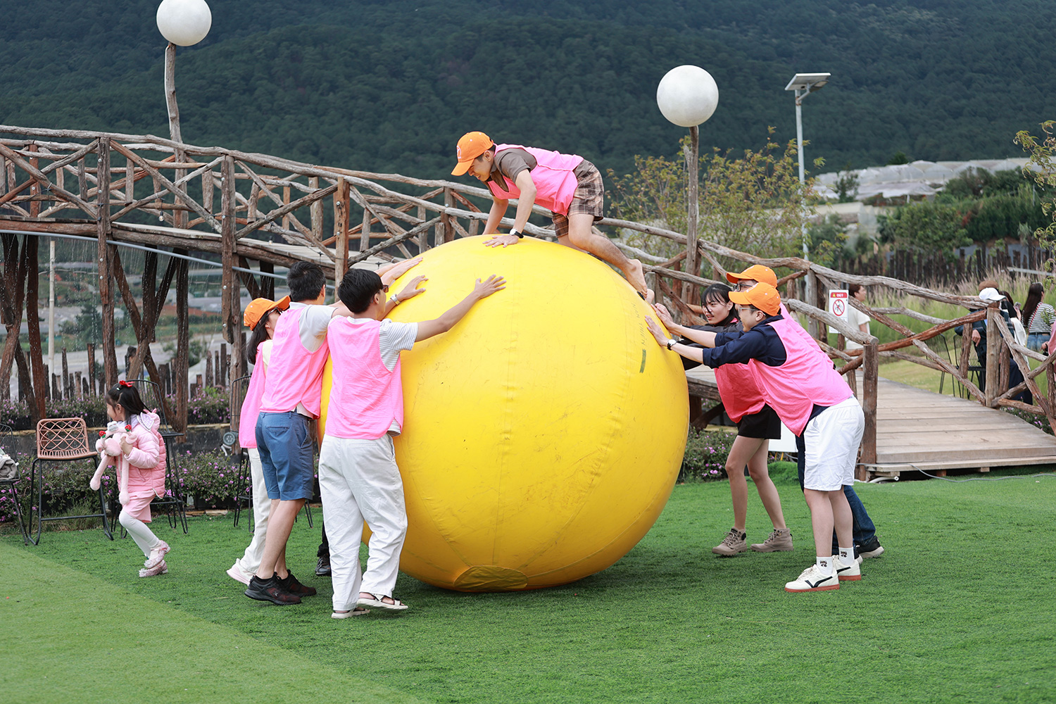 Company-trip-da-lat-2025-VMTS-SSIFT-BLACK-SWISS-5 Company-trip-da-lat-2025-VMTS-SSIFT-BLACK-SWISS-5